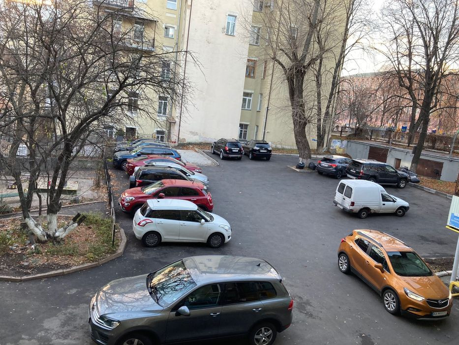 Продажа 3к квартиры в Киеве,  Михайловская ул., 21 11