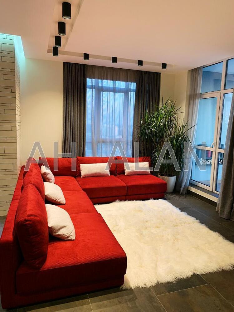 Продажа 3к квартиры в Киеве,  ЖК Централ Парк, Джона Маккейна ул. (Кудри Ивана ул.), 7 6