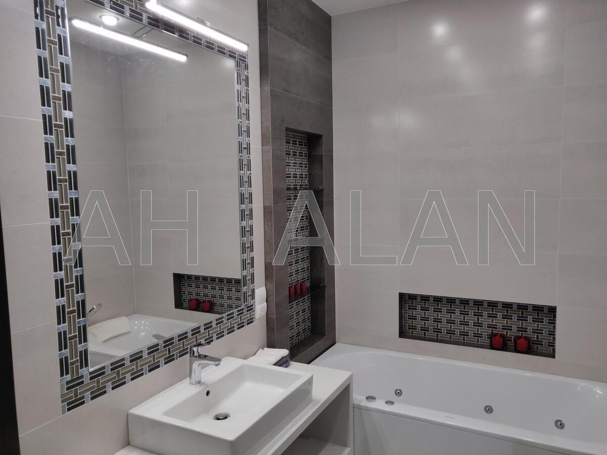 Продажа 3к квартиры в Киеве,  ЖК Централ Парк, Джона Маккейна ул. (Кудри Ивана ул.), 7 21
