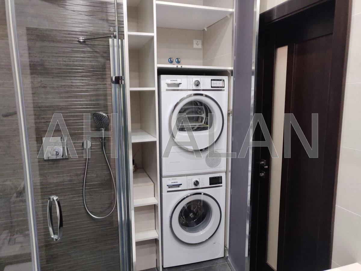 Продажа 3к квартиры в Киеве,  ЖК Централ Парк, Джона Маккейна ул. (Кудри Ивана ул.), 7 24