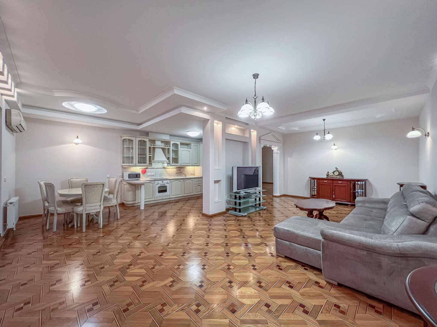 Продажа 4к квартиры в Киеве,  Конисского Александра ул. (Тургеневская ул.), 45-49 0