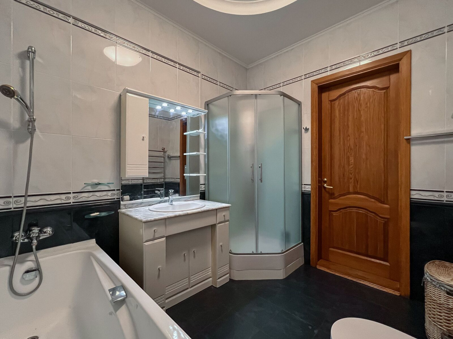 Продажа 4к квартиры в Киеве,  Конисского Александра ул. (Тургеневская ул.), 45-49 23