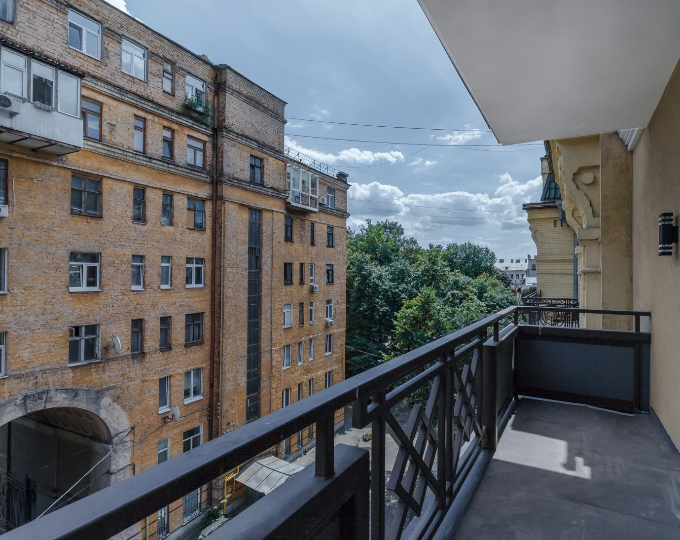 Аренда 4к квартиры в Киеве,  КД Арч Хаус, Пирогова ул., 2/37Б 15