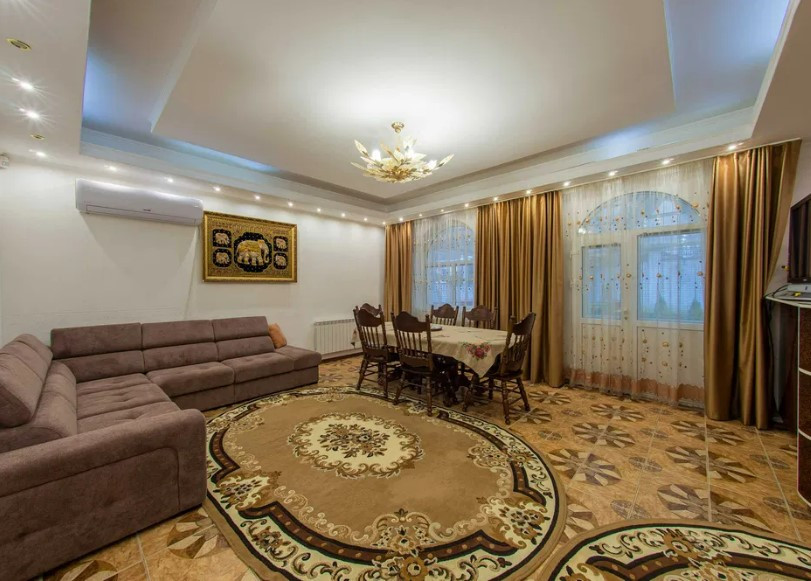 Аренда здания в Киеве, Ахтырская ул., 5