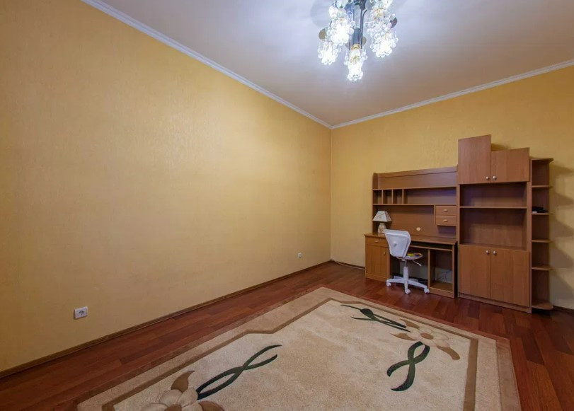 Аренда здания в Киеве, Ахтырская ул., 8