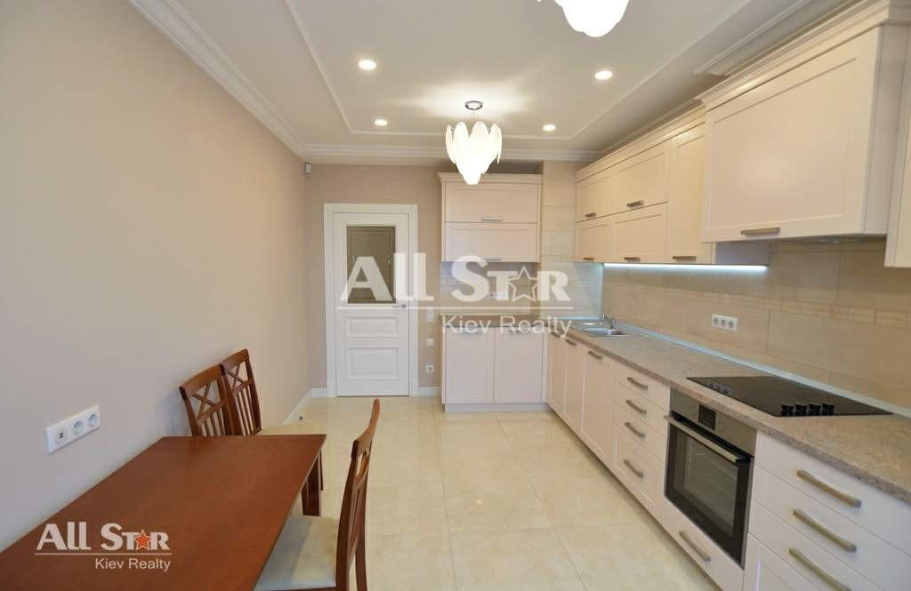 Продажа 4к квартиры в Киеве,  Дмитриевская ул., 75 6