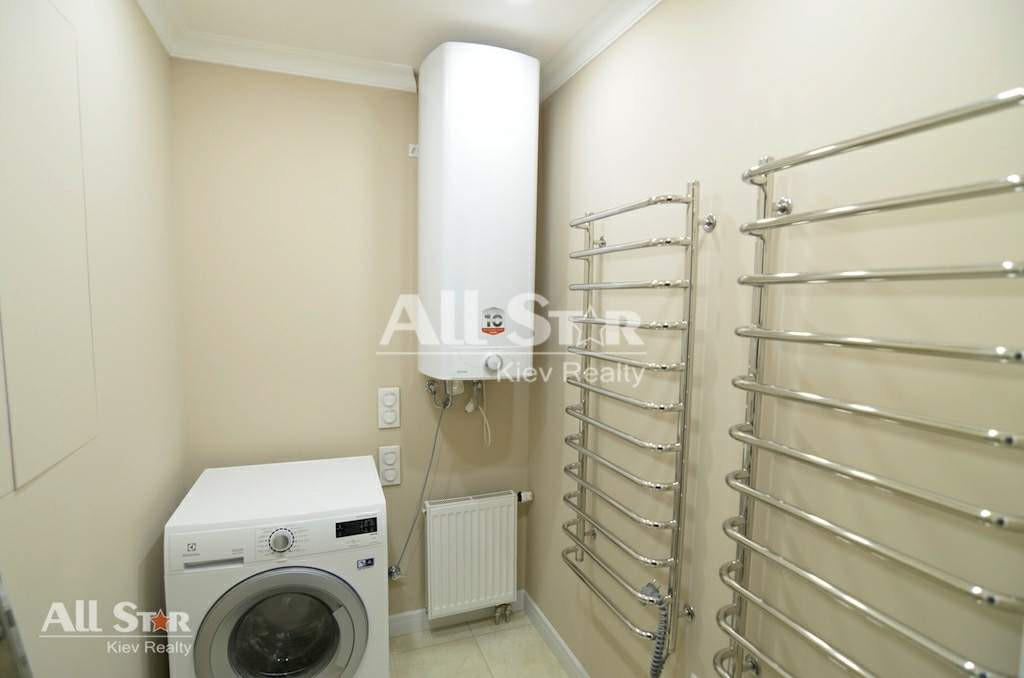 Продажа 4к квартиры в Киеве,  Дмитриевская ул., 75 7