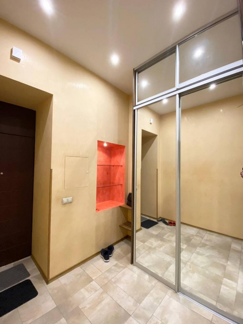 Аренда 3к квартиры в Киеве,  Заньковецкой ул., 6 11