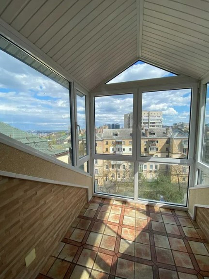 Продаж 4к квартири в Києві, Бехтерівський провулок, 13А 13