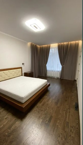 Аренда 5к дома в Киеве,  Зверинецкая ул., 6