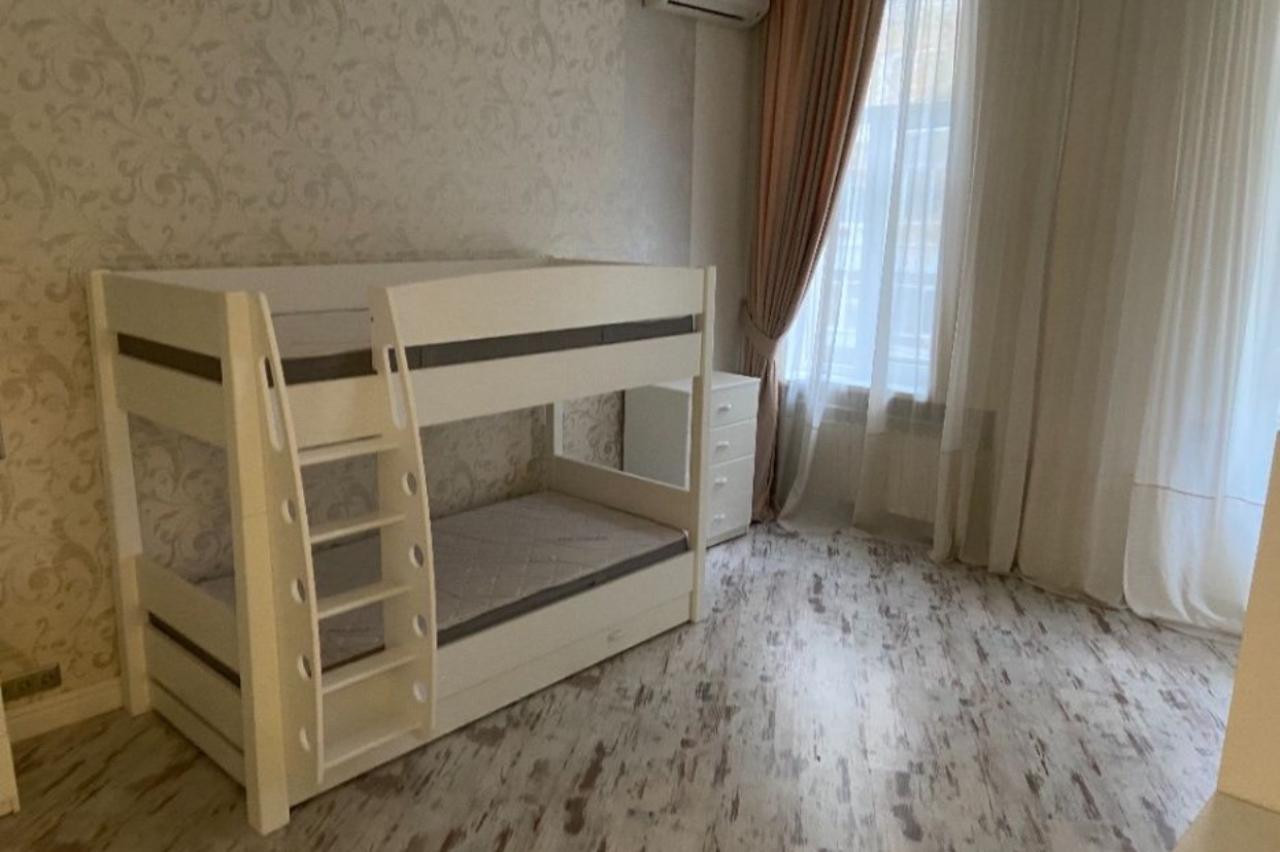 Аренда 4к квартиры в Киеве,  Гончара Олеся ул., 47Б 3