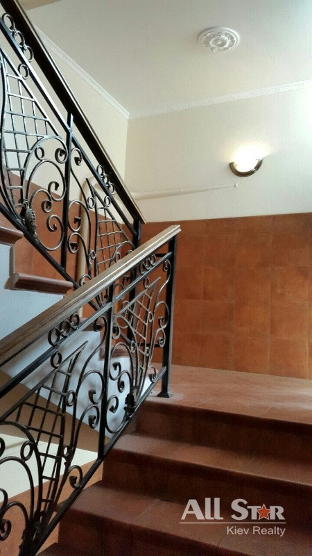 Аренда 4к квартиры в Киеве,  Богдана Хмельницкого ул., 61 2