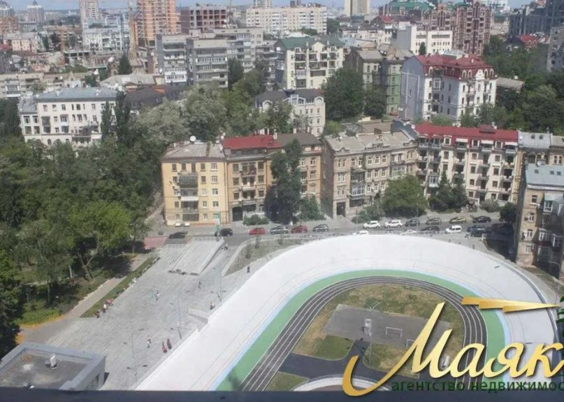 Продажа 3к квартиры в Киеве,  Богдана Хмельницкого ул., 58А 1