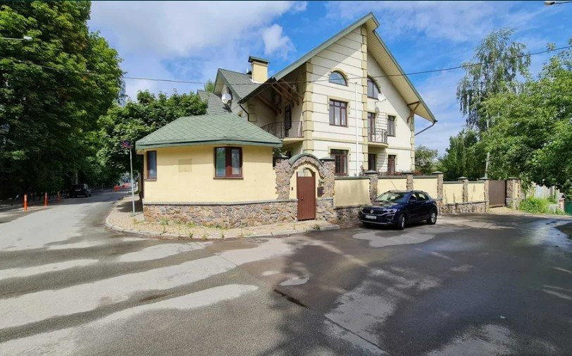 Аренда здания в Киеве, Бусловская ул., 25 0