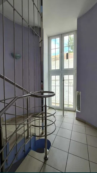 Аренда здания в Киеве, Бусловская ул., 25 10