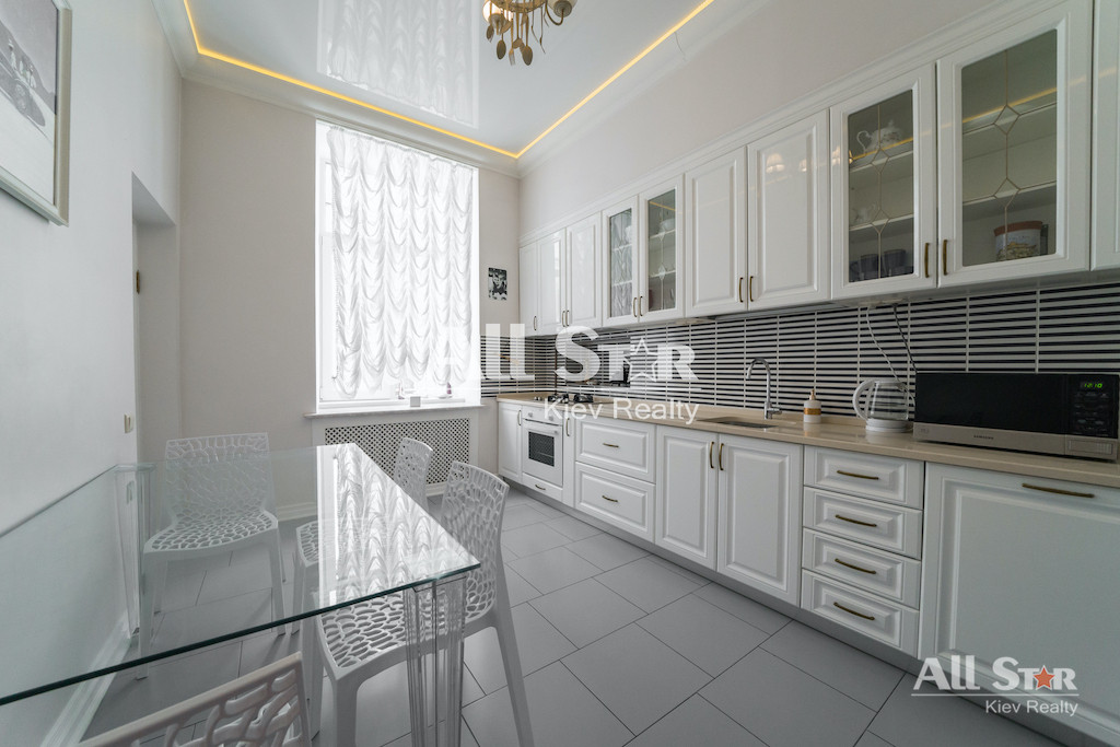 Аренда 4к квартиры в Киеве,  Шота Руставели ул., 12 4