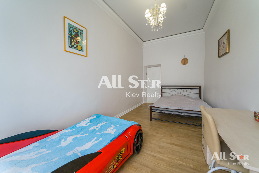 Аренда 4к квартиры в Киеве,  Шота Руставели ул., 12 12