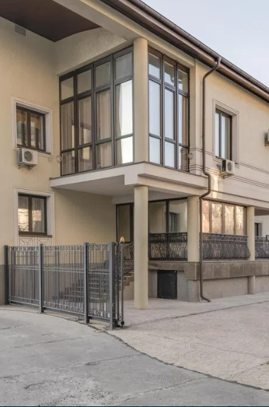 Аренда 6к дома в Киеве, Редутная ул., 2