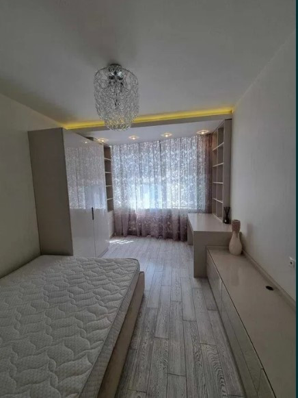 Аренда 4к квартиры в Киеве,  ЖК Покровский посад, Глубочицкая ул., 32Б 12