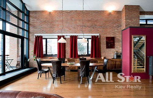 Продажа 5к дома в Киеве,  Мичурина ул. 4