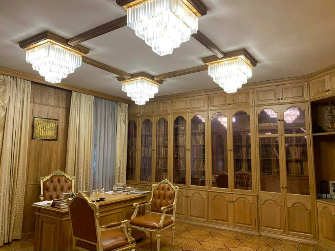 Продажа 9к дома в Киеве,  Шевченко Тараса площадь, 3