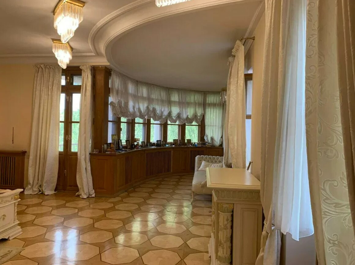 Продажа 9к дома в Киеве,  Шевченко Тараса площадь, 10