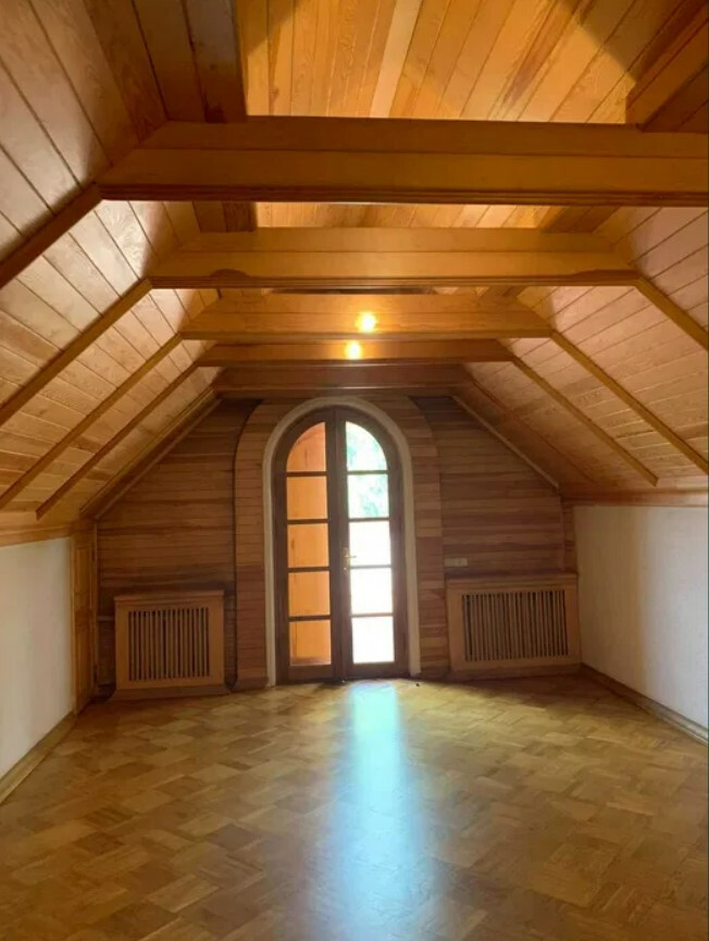 Продажа 9к дома в Киеве,  Шевченко Тараса площадь, 17
