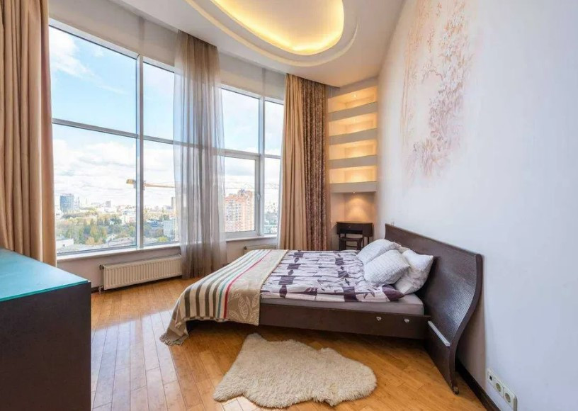 2 BD Apartment for rent in Kiev, Pecherskiy district, 31/11