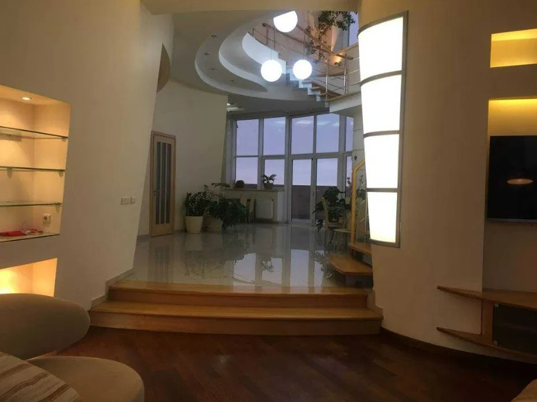 2 BD Apartment for rent in Kiev, Pecherskiy district, 31/11