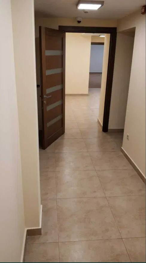 Аренда здания в Киеве,  Львовская пл., 3
