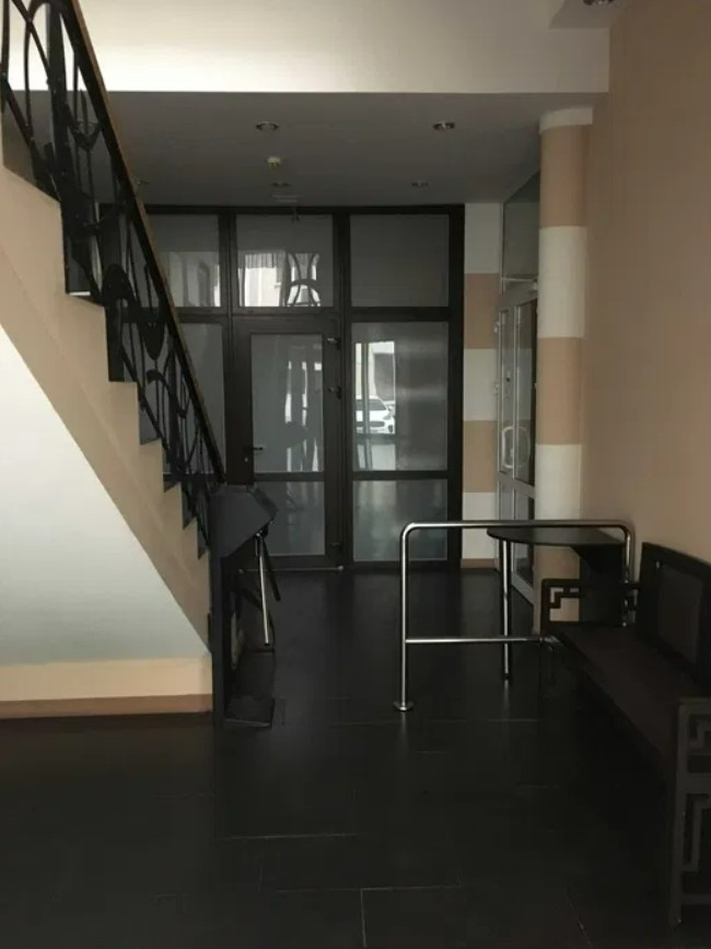 Аренда здания в Киеве,  Контрактовая пл., 5