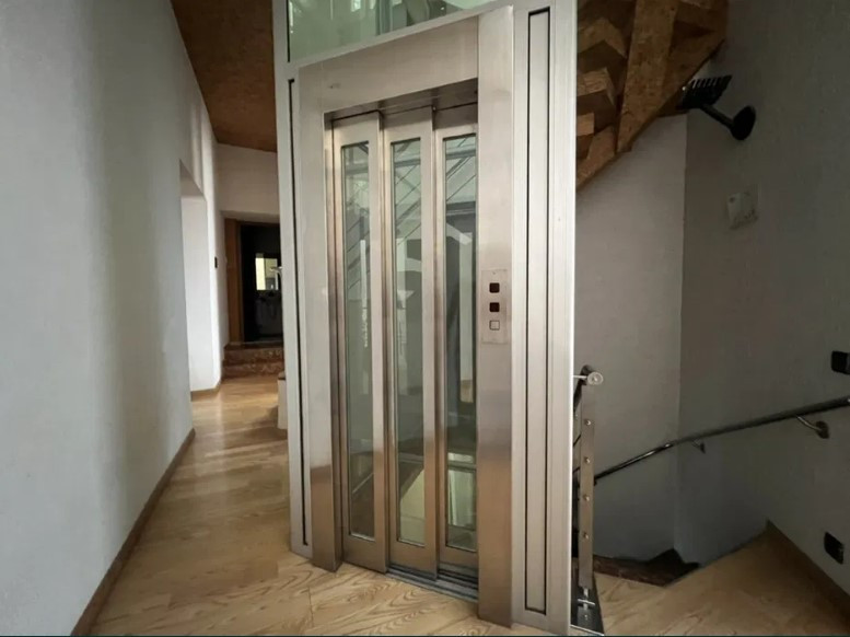 Продажа 6к квартиры в Киеве,  Андреевский спуск, 34 11