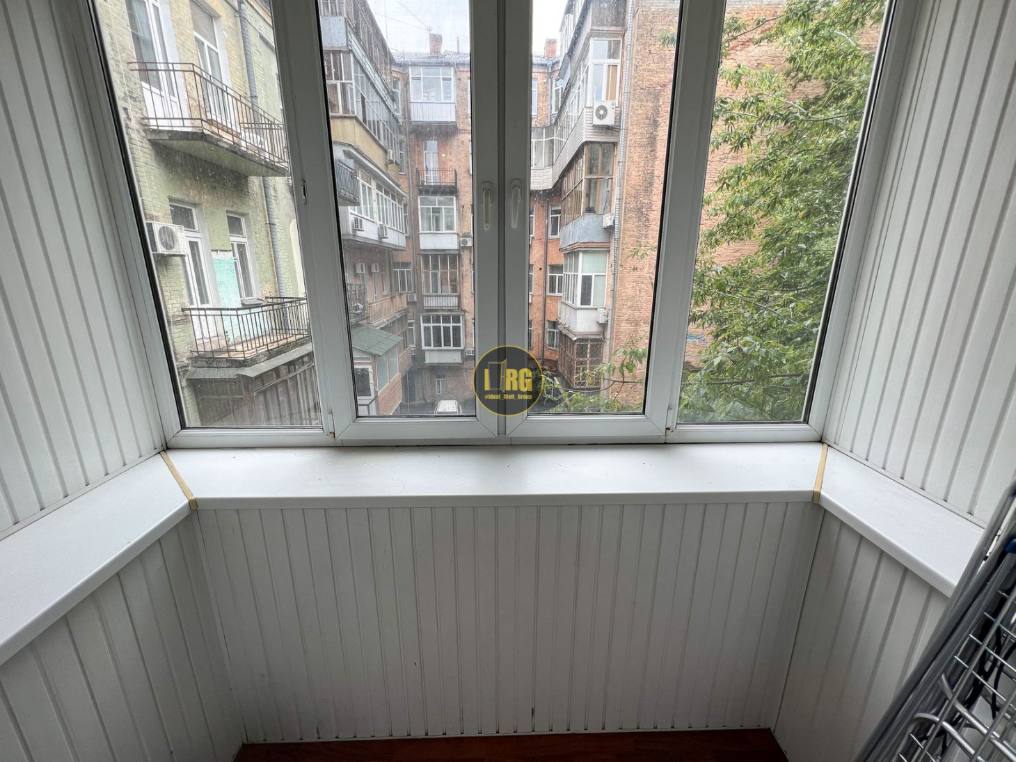 Продажа 3к квартиры в Киеве, Малая Житомирская ул., 7 8