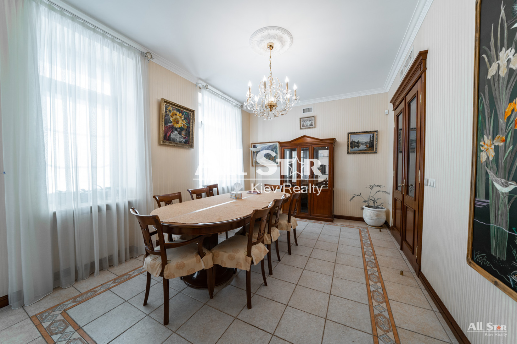 Продажа 5к дома в Киеве, Конча-Заспа, 2