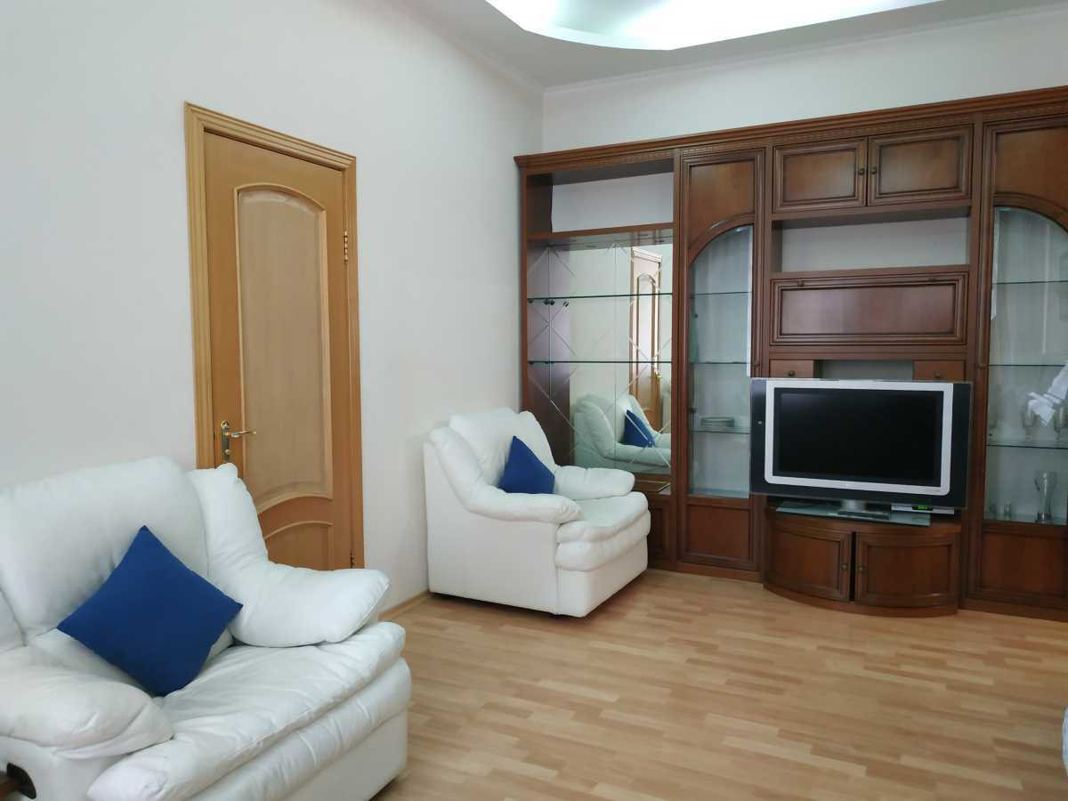 Продажа 3к квартиры в Киеве,  Малоподвальная ул., 4 5