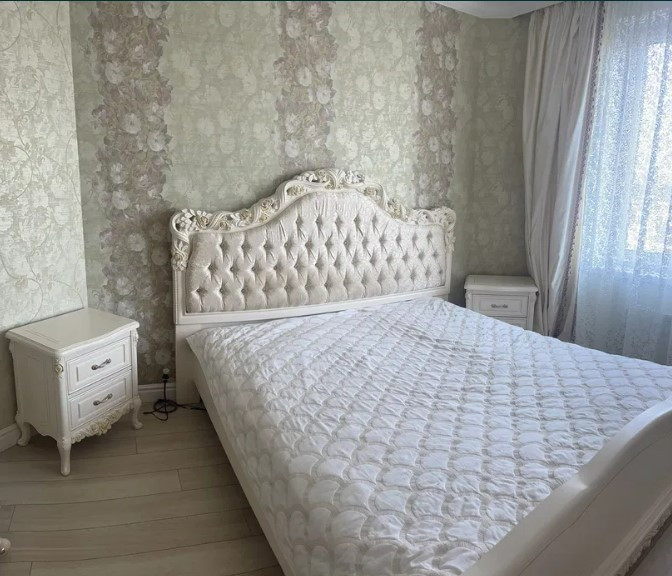 Аренда 5к квартиры в Киеве,  Дмитриевская ул., 75 1
