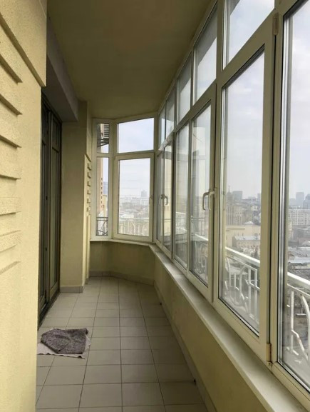 Продажа 3к квартиры в Киеве,  Владимирская ул., 49А 10