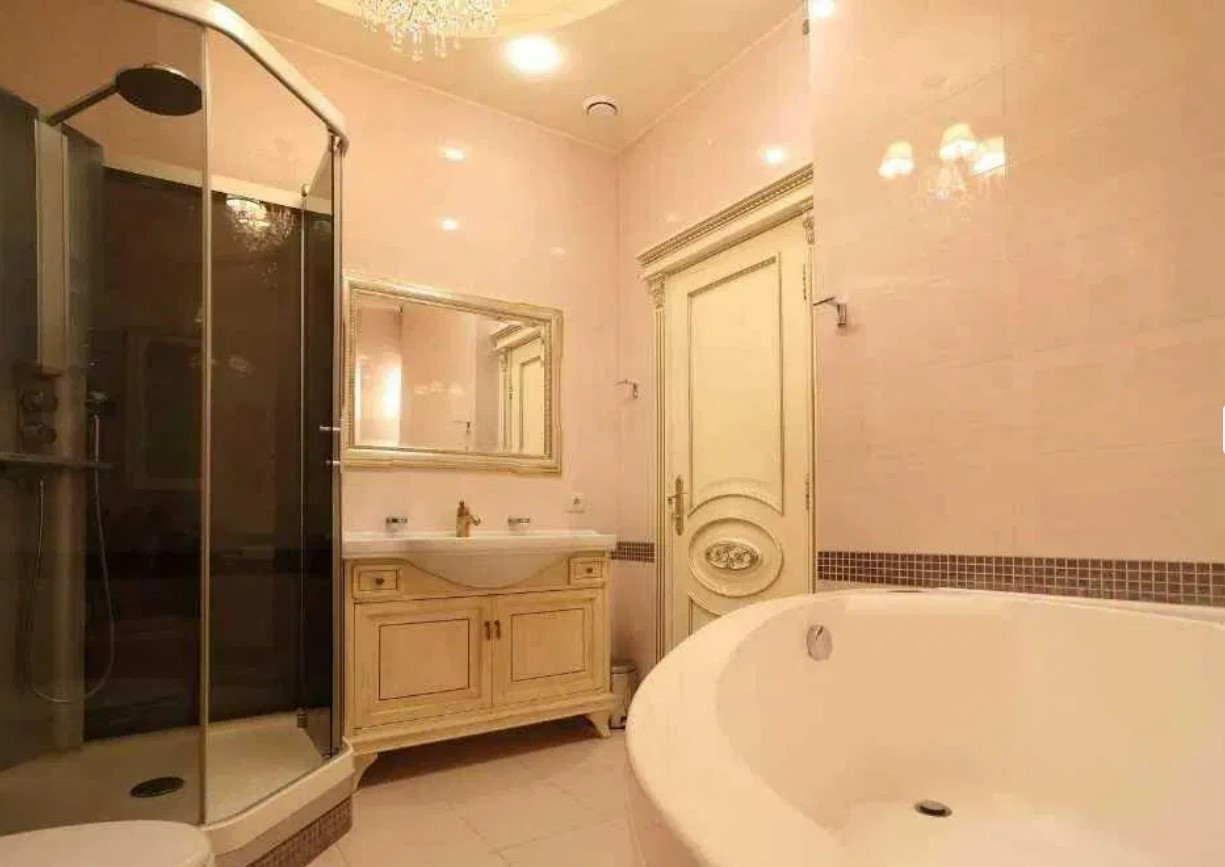 Аренда 3к квартиры в Киеве,  Старонаводницкая ул., 6Б 2