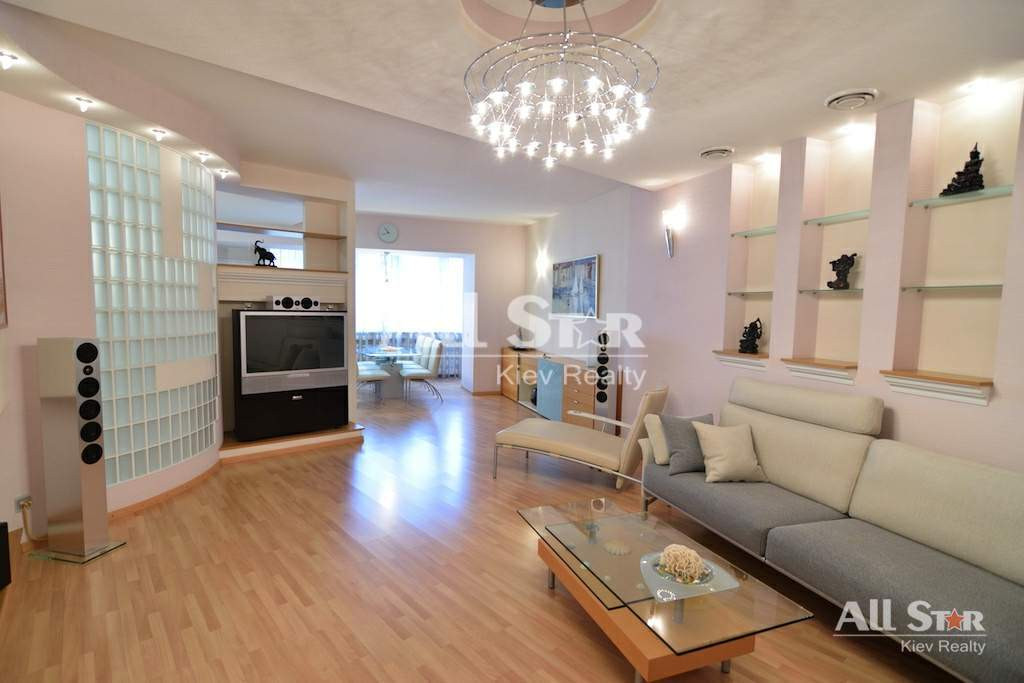 Продажа 3к квартиры в Киеве,  Конисского Александра ул. (Тургеневская ул.), 45-49 12