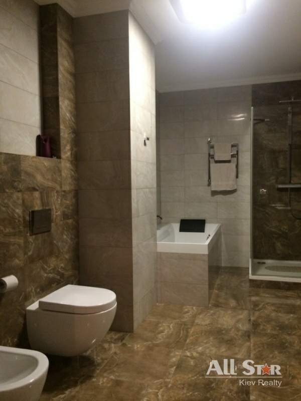 Аренда 4к квартиры в Киеве,  Толстого Льва ул., 39 14