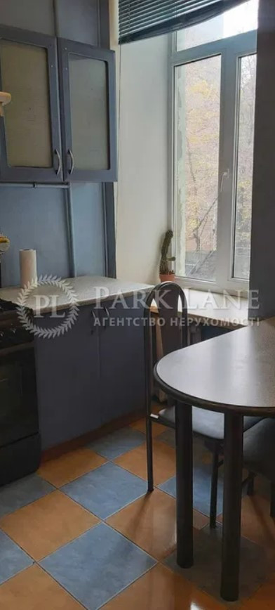 Продажа 3к квартиры в Киеве,  Михайловская ул., 2