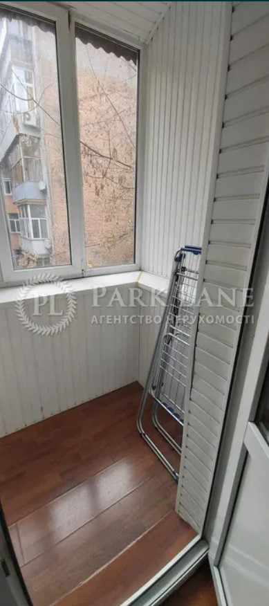 Продажа 3к квартиры в Киеве,  Михайловская ул., 12