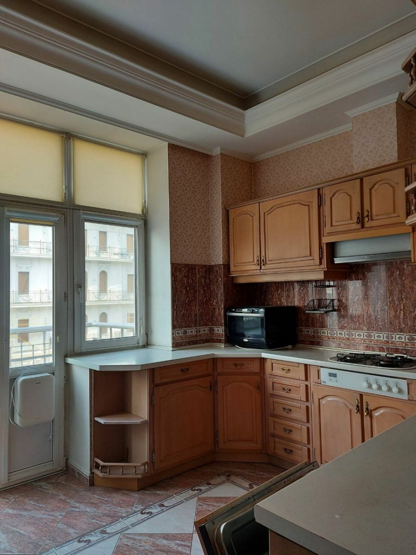 Продажа 5к квартиры в Киеве,  Владимирская ул., 37 11