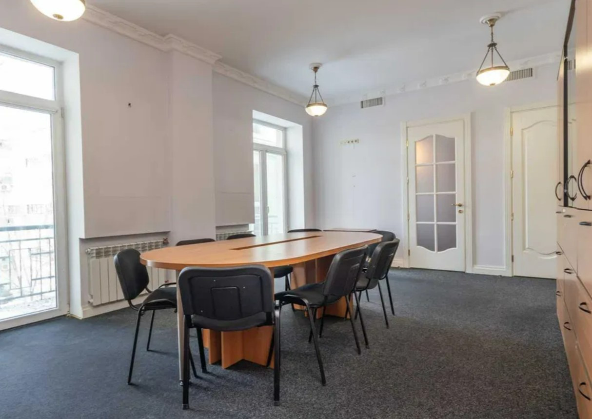 Продажа 5к квартиры в Киеве,  Леонтовича ул., 6А 6