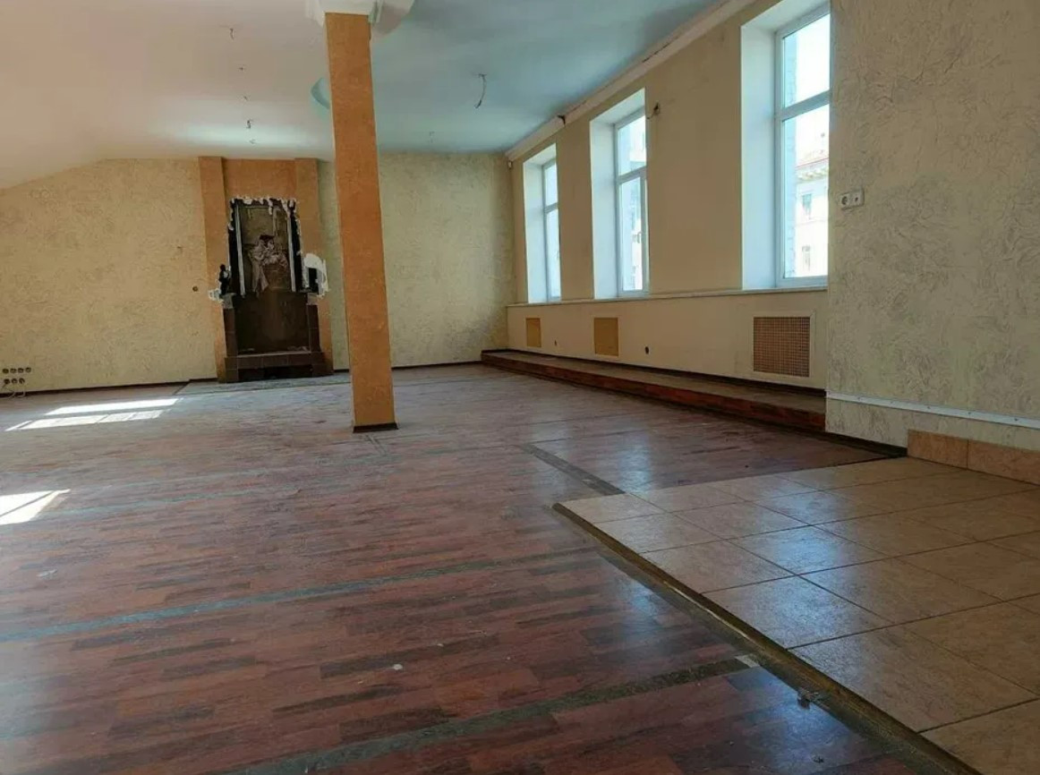 Продажа 5к квартиры в Киеве, Костёльная ул., 6 8