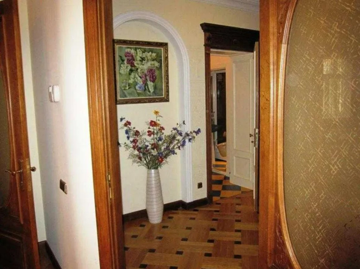 Продажа 3к квартиры в Киеве, Бульварно-Кудрявская ул. (Воровского ул.), 31А 1
