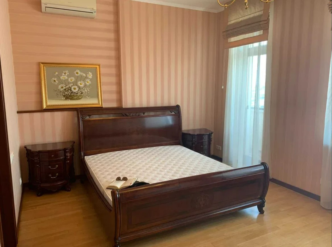 Продажа 2к квартиры в Киеве,  Пирогова ул., 6Е 11