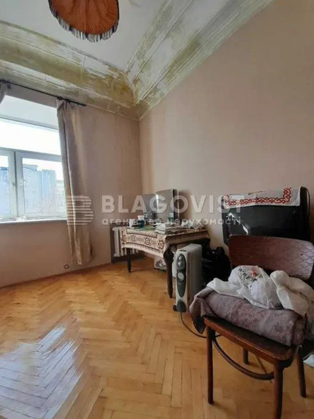 Продажа 3к квартиры в Киеве, Костёльная ул., 12