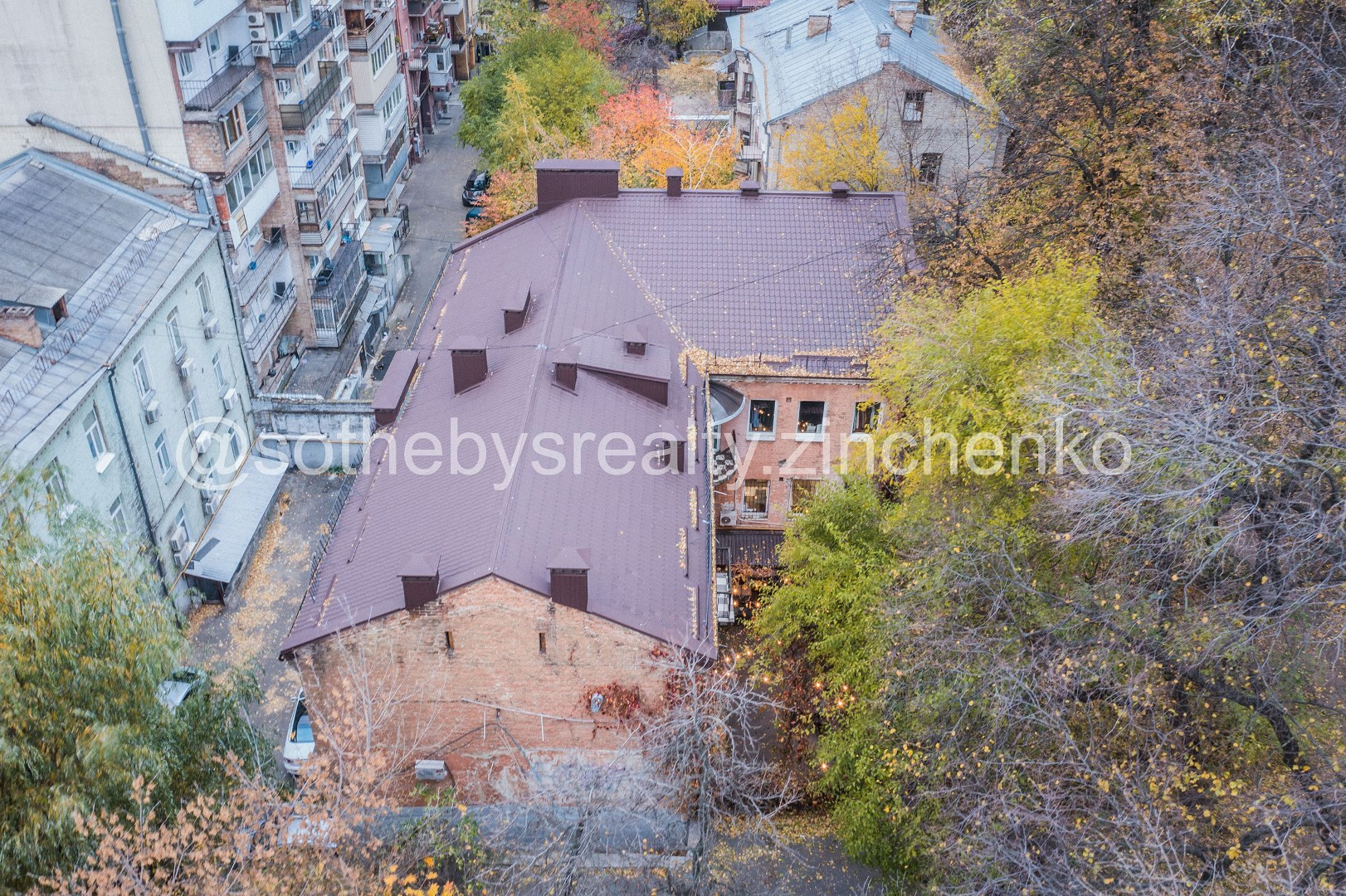 Продажа здания в Киеве, Бассейная ул., 21Б 1