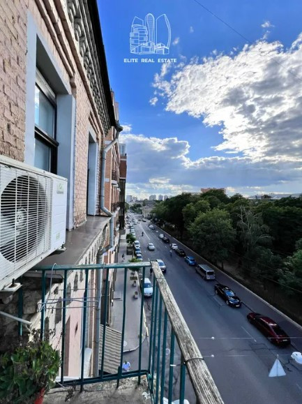 Продажа 3к квартиры в Киеве, Бульварно-Кудрявская ул. (Воровского ул.), 9 1